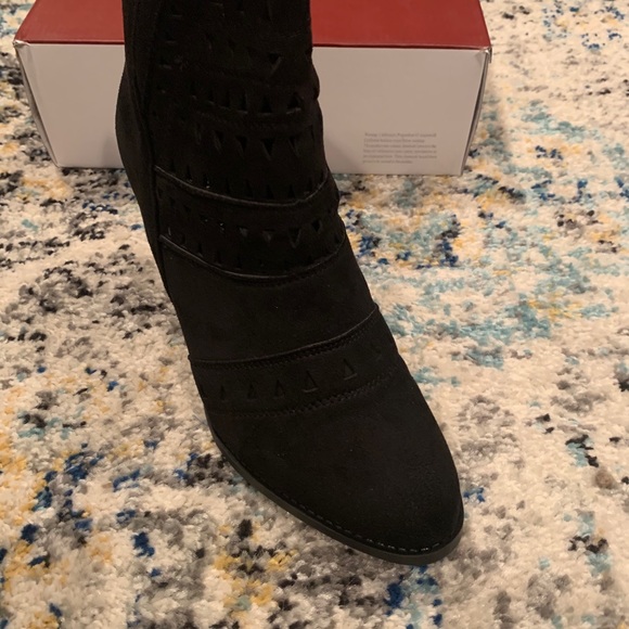 Nature breeze black laser cut bootie - Picture 8 of 8